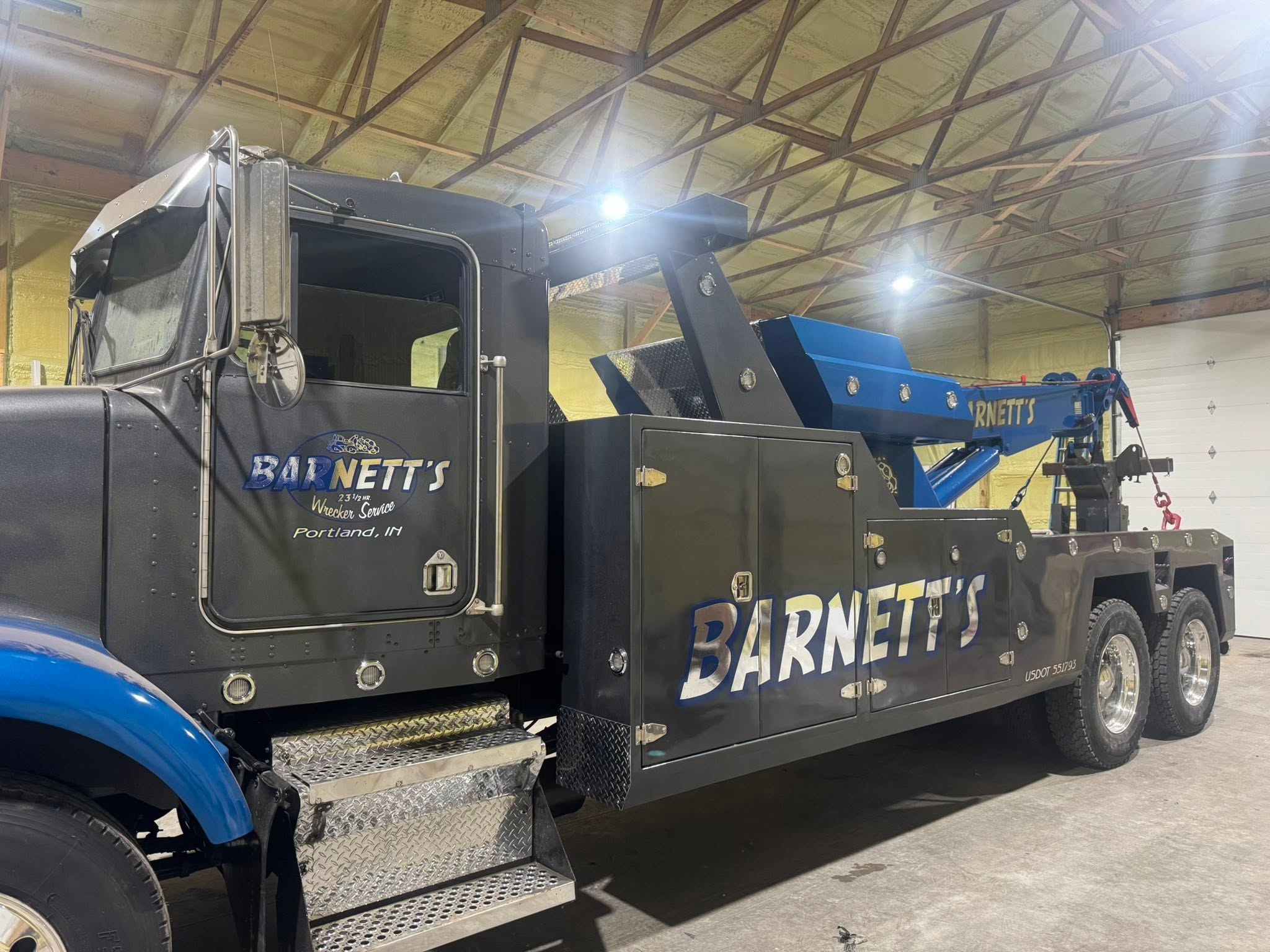 Commercial vehicle graphics by Display Craft Signs